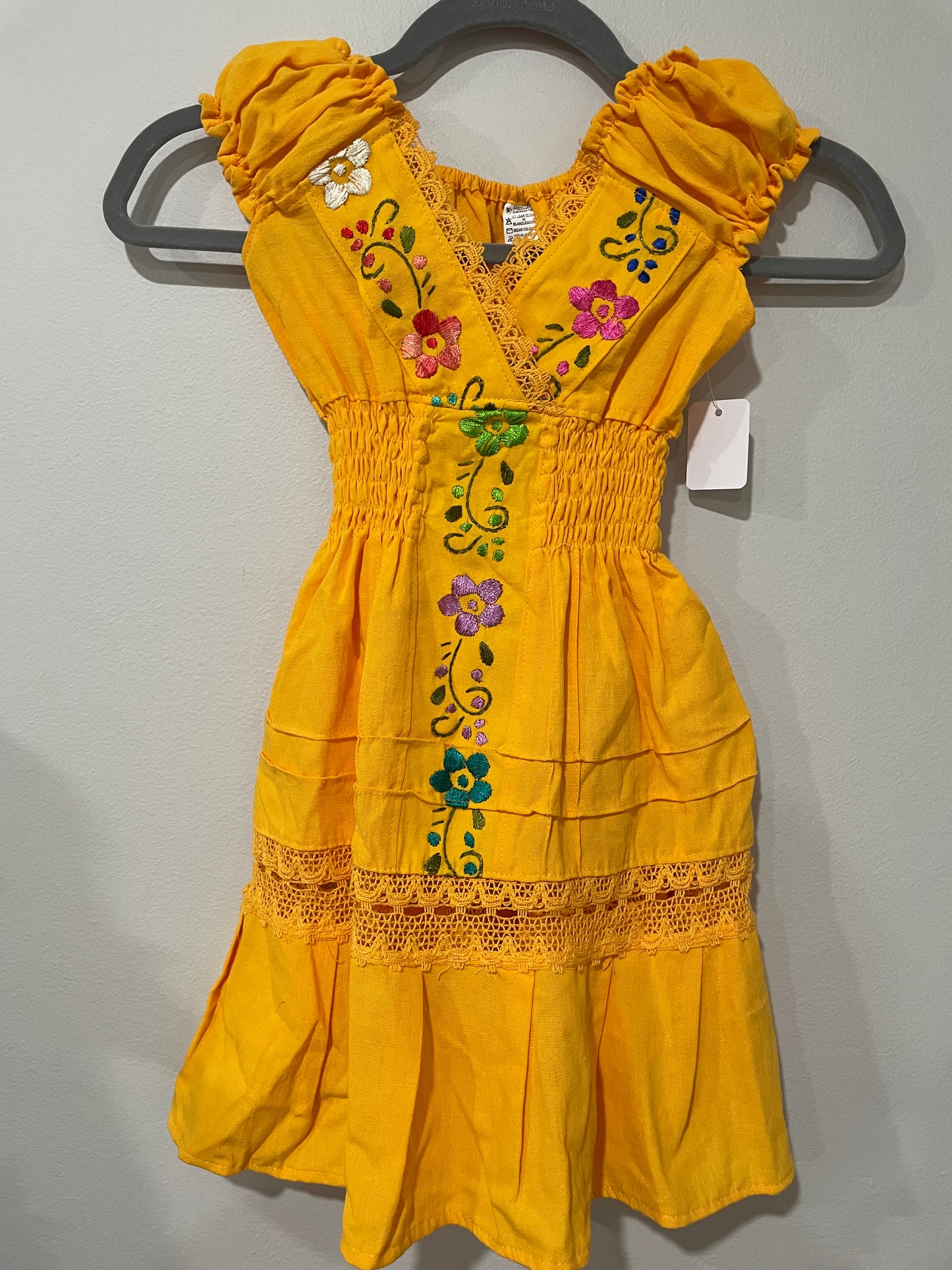Girl’s Mexican dress